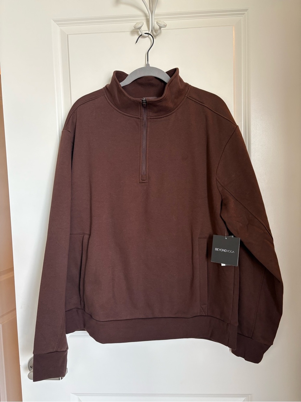 Beyond Yoga Last Layer Pullover Men’s in Chocolate Brown NWT!